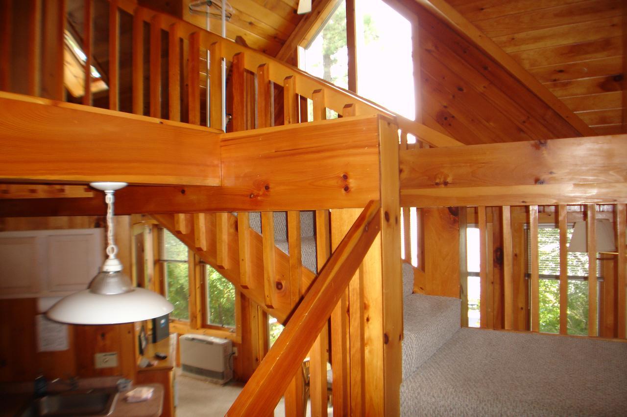 Sebago Lake Lodge & Cottages North Windham Екстериор снимка