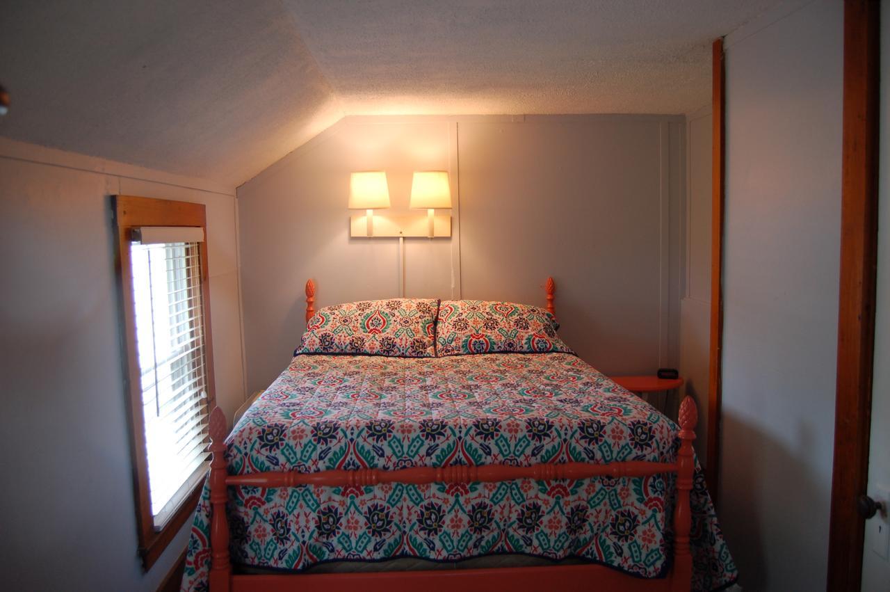 Sebago Lake Lodge & Cottages North Windham Екстериор снимка