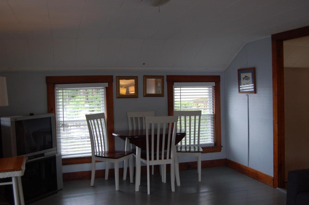 Sebago Lake Lodge & Cottages North Windham Екстериор снимка