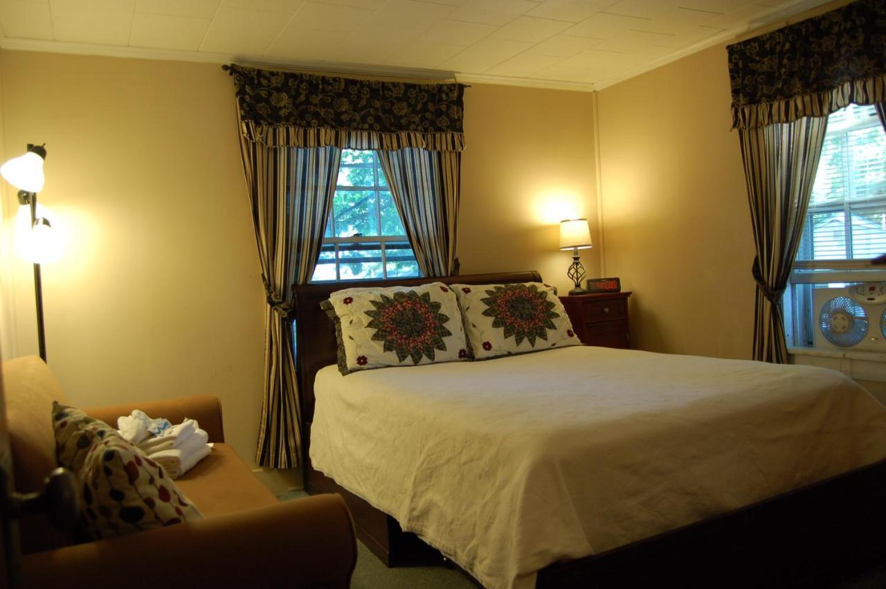 Sebago Lake Lodge & Cottages North Windham Екстериор снимка
