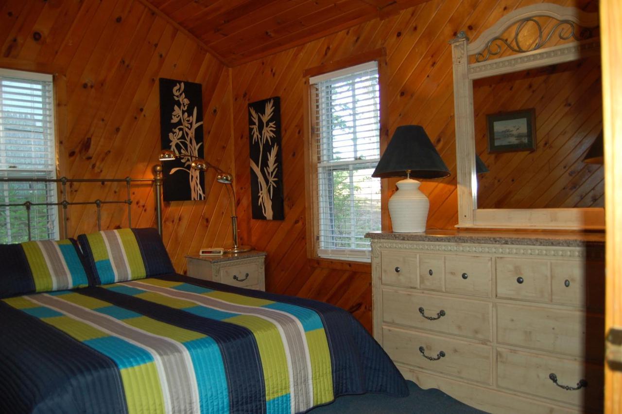 Sebago Lake Lodge & Cottages North Windham Екстериор снимка