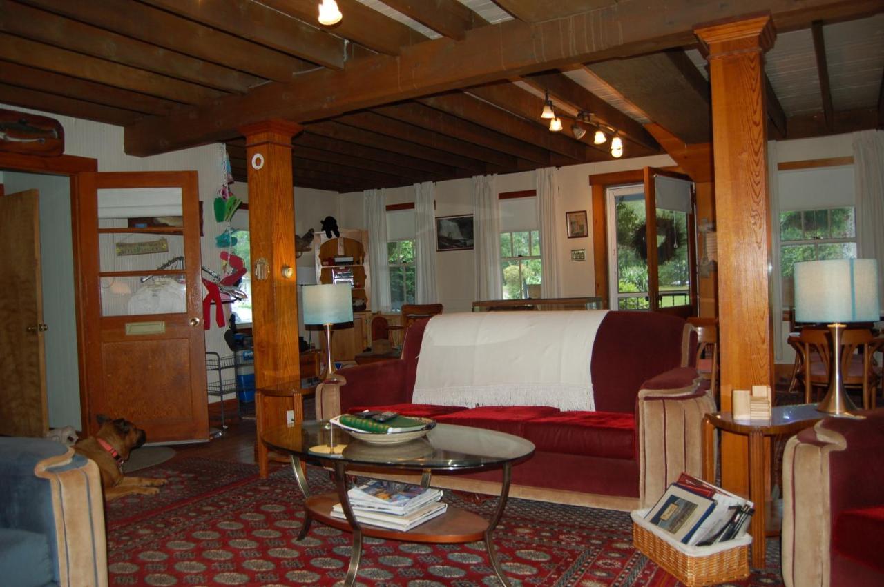 Sebago Lake Lodge & Cottages North Windham Екстериор снимка
