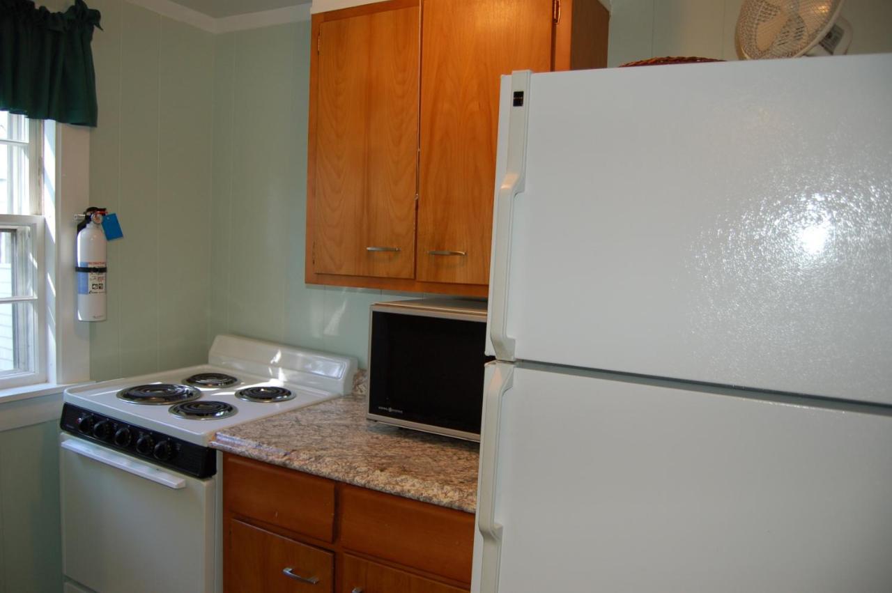 Sebago Lake Lodge & Cottages North Windham Екстериор снимка
